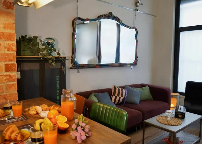 Stories, Urbano Cerca Del Mercado Apartment *