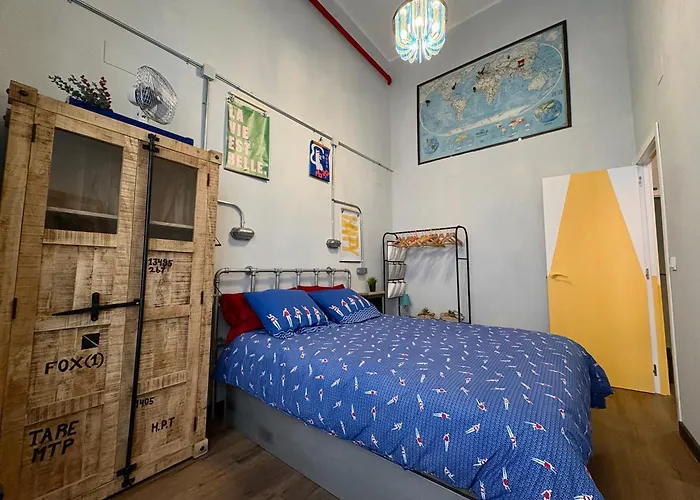 Stories, Urbano Cerca Del Mercado